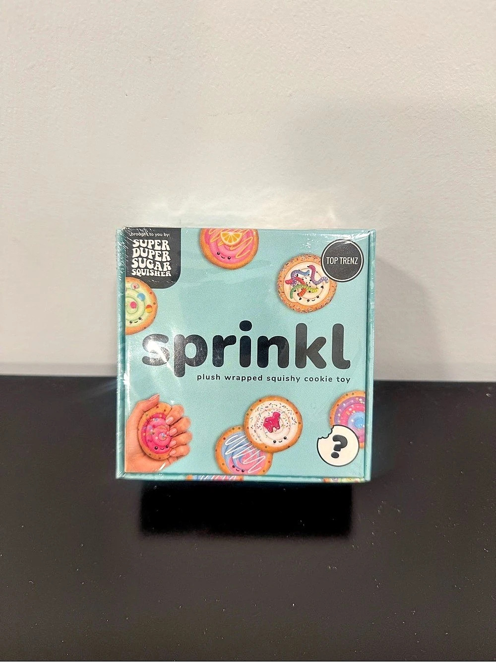Top Trenz Sugar Squisher - Sprinkl Cookie Plush Mystery Box
